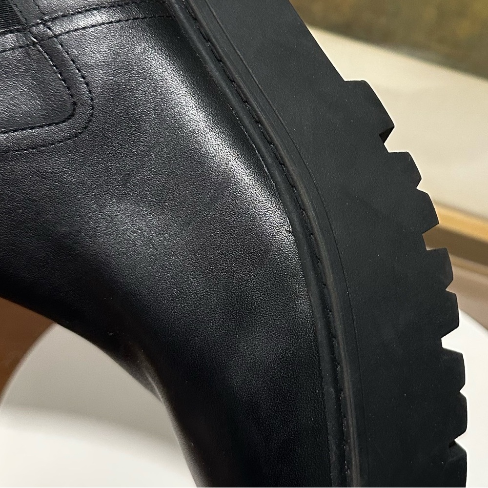 🌸MARC FISHER🌸 Dacilla Buckle Leather  Slip On Black Combat Boot Size: 8.5 - Picture 10 of 16